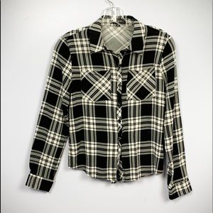 Hype Black and White Button Down Top